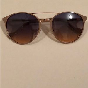 Jessica Simpson sunglasses